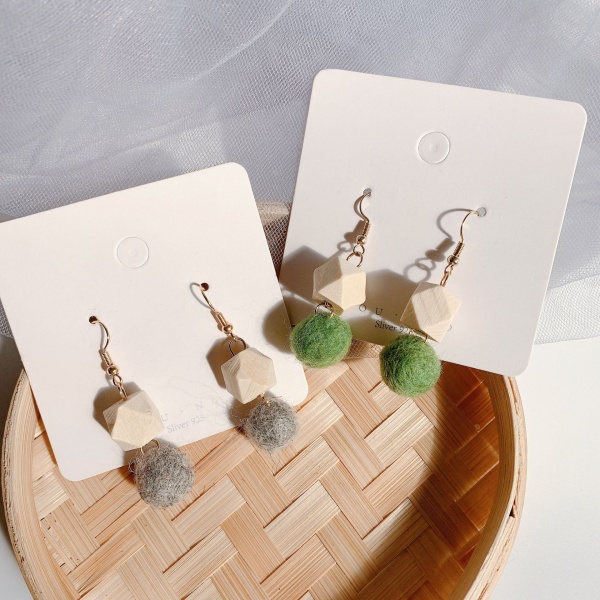 Retro hairball wooden earrings women