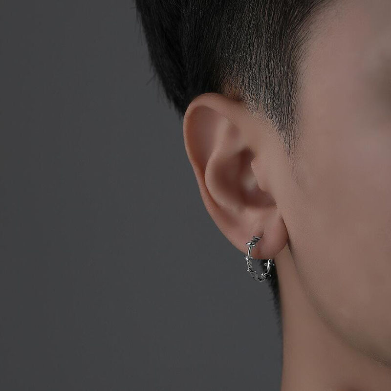 Thorn buckle earrings dark wind punk hip hop personality trend ear loop male design feeling solo couple accessories