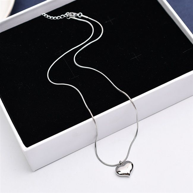Simple three-dimensional small love necklace double sided heart mirror heart heart clavicle chain Japan and South Korea Instagram accessories