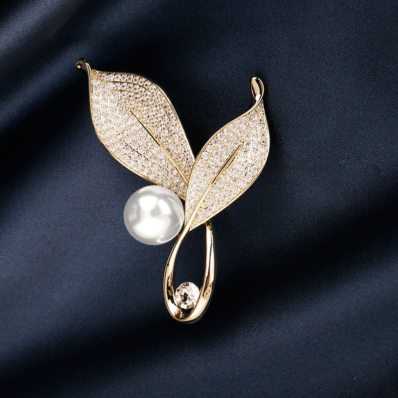Brooch Female pearl leaf high-grade corsage gold rhinestones