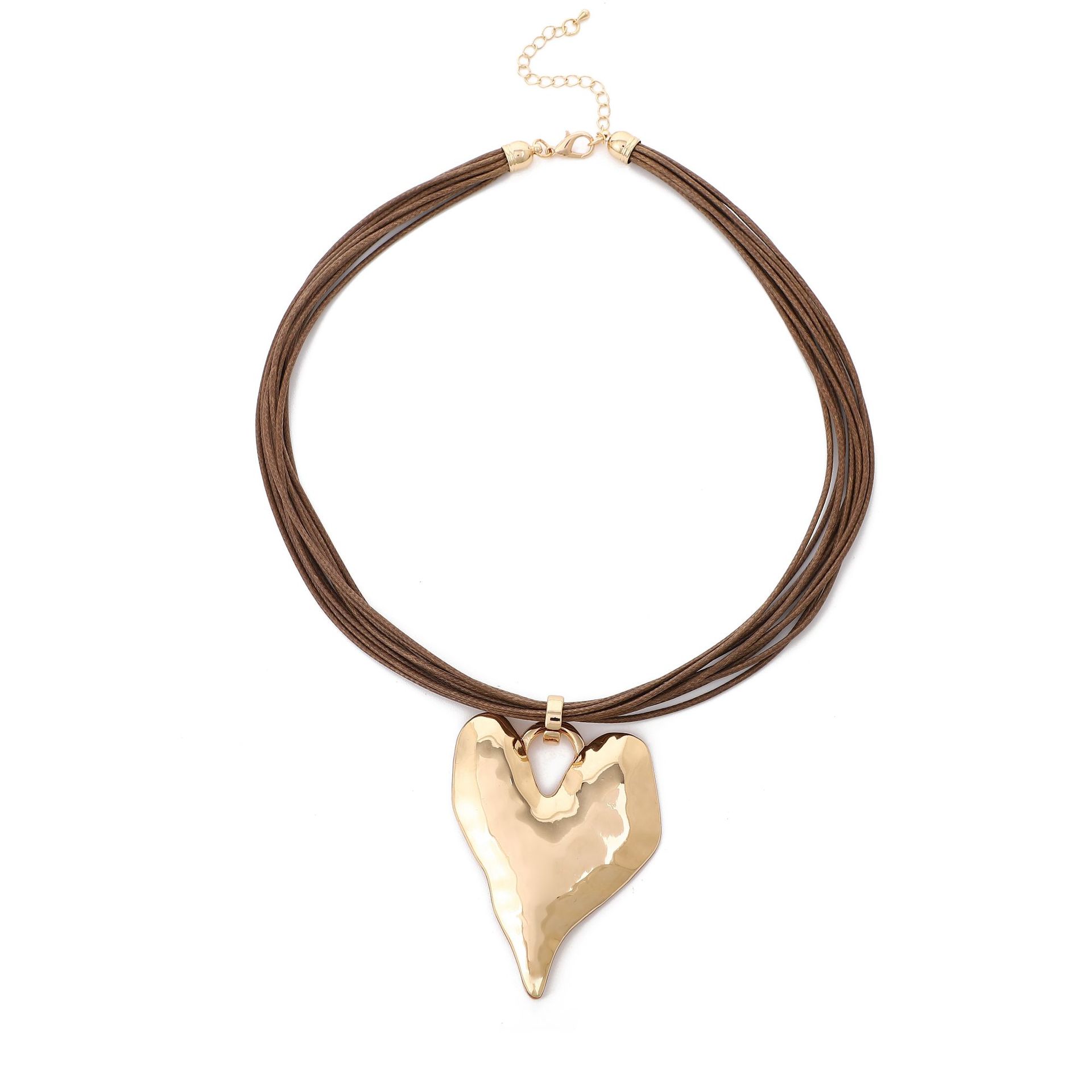 Gold three-dimensional love leather rope pendant irregular heart high-grade feeling women all match necklace