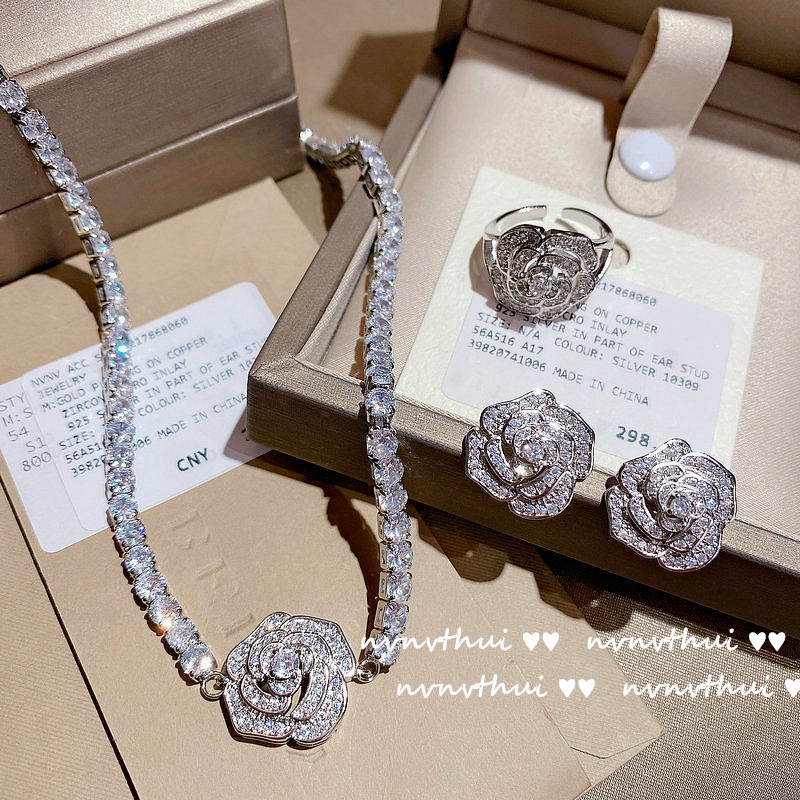 Sparkling rose Flower jewel Necklace plated 18-karat gold Rose flower zircon full drill collar bone chain tassel earrings