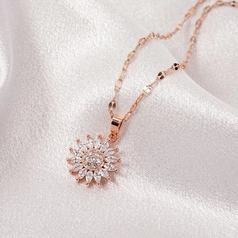 Revolving sunflower necklace female Instagram niche design simple trend fashion temperament clavicle chain accessories