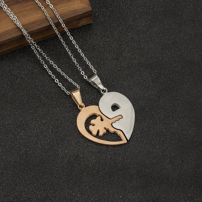 Valentine's Day gift love four-leaf clover pair chain key lock stitching couple necklace