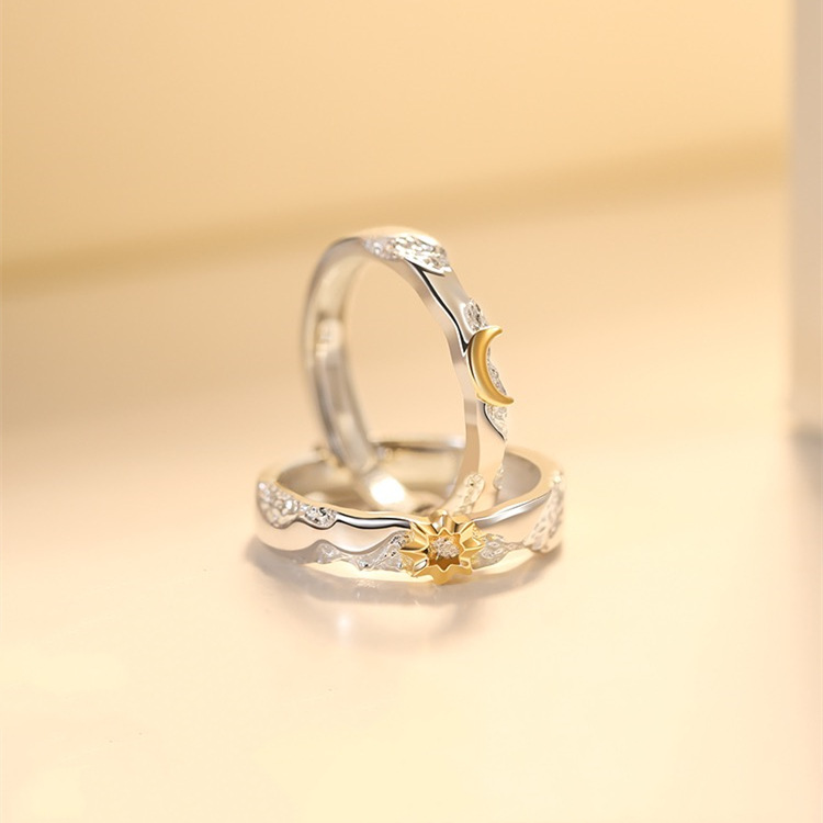 Sun and moon accompanied couples ring new niche design sense hand decoration Qixi Valentine's Day to send girlfriend gifts
