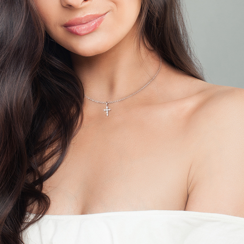 Diamond encrusted zircon cross collarbone necklace necklace