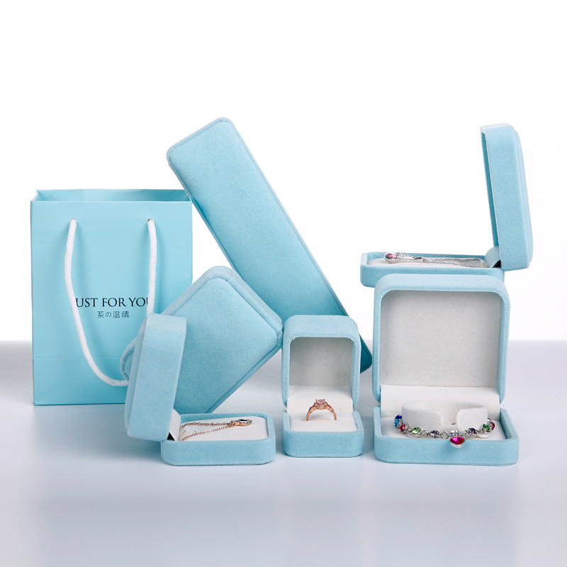 Jewelry box wholesale flannelette necklace box pendant box jewelry packaging box bracelet box ring ear Nail box