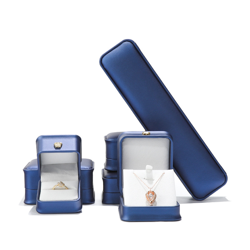 PU leather crown jewelry box Ring pendant bracelet box Jewelry box Jewelry box Packing box Jewelry box