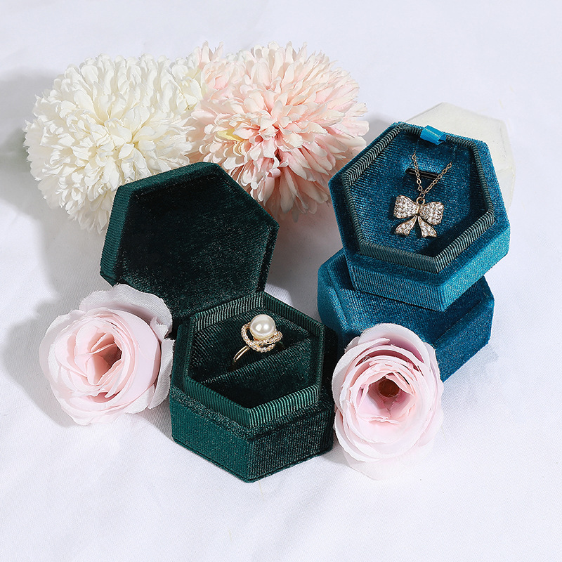Hexagonal jewelry box