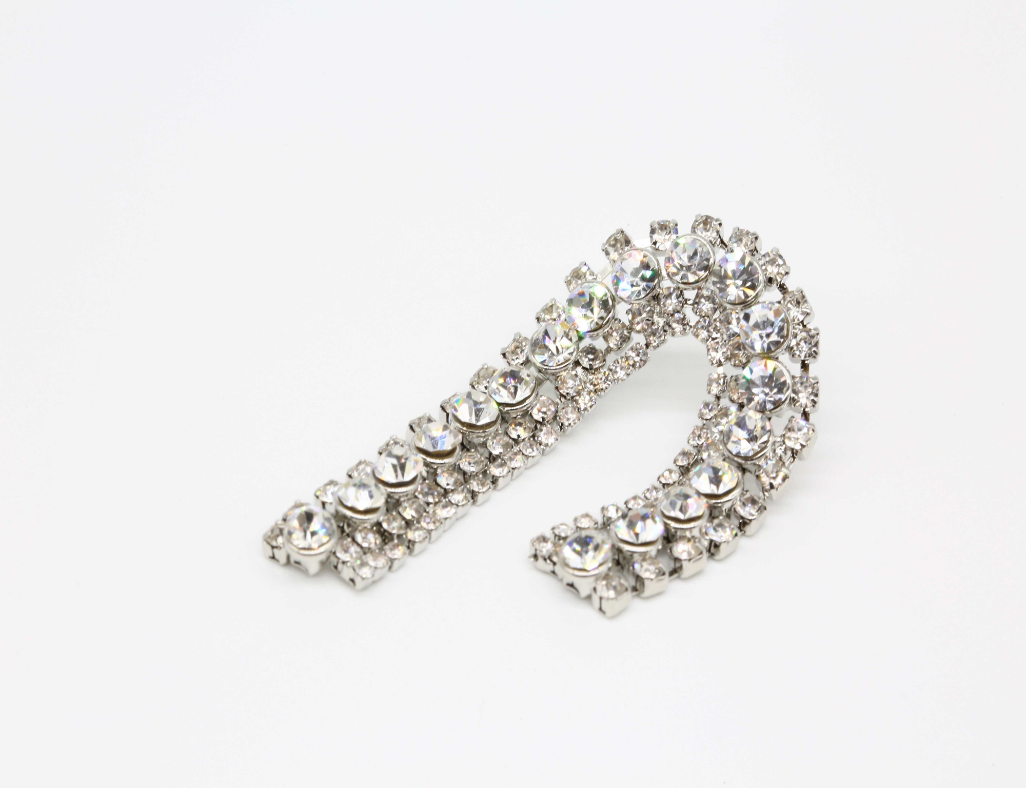 Fashionable diamond irregular U-shaped personalized exaggerated earrings women's light luxury glitter diamond star's same tassel