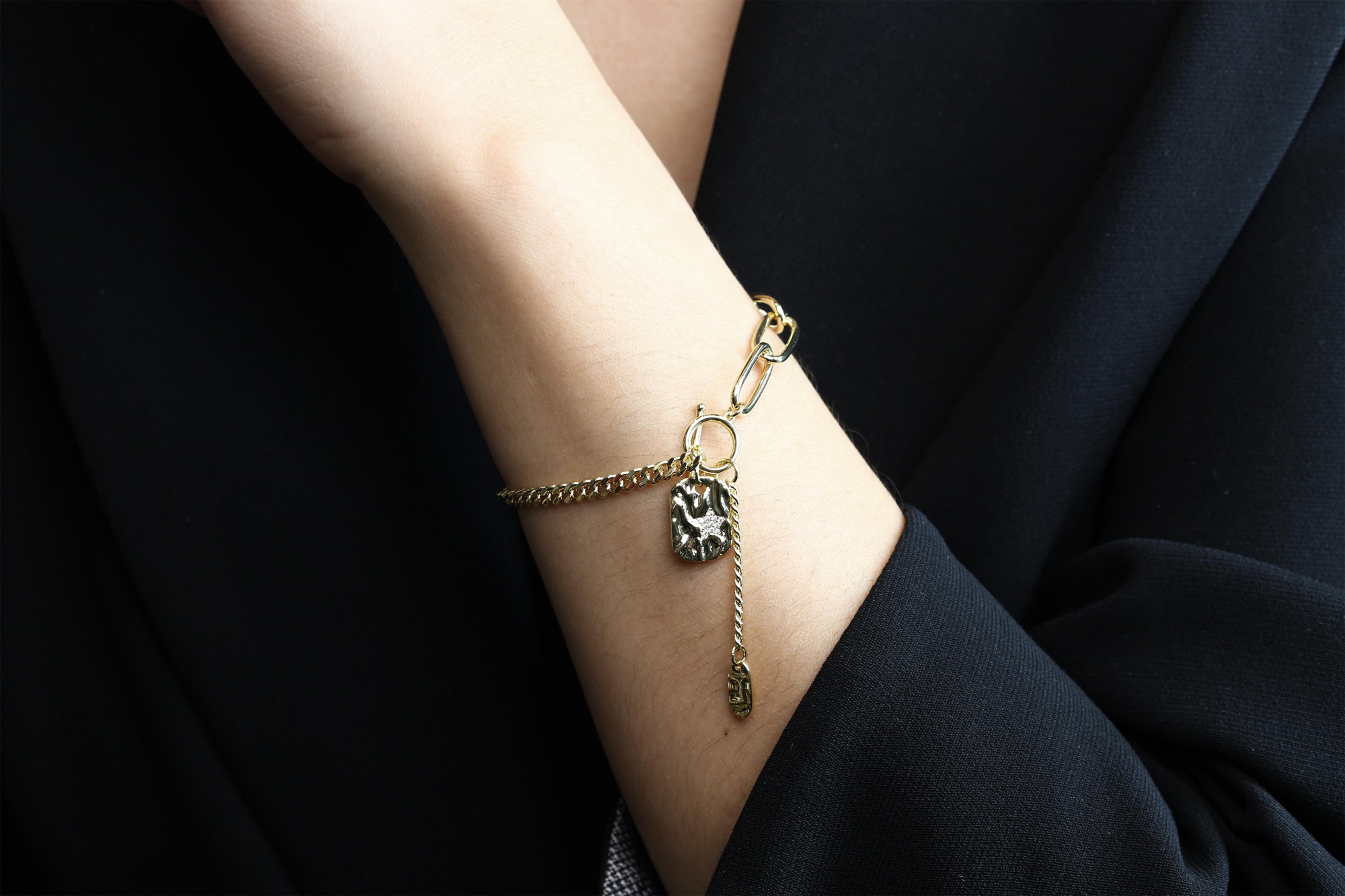 Fashion Gold Plated Geometric Adjustable Pull Creative DIY Jewelry Girly Bracelet for Valentine Day Gift Accessories