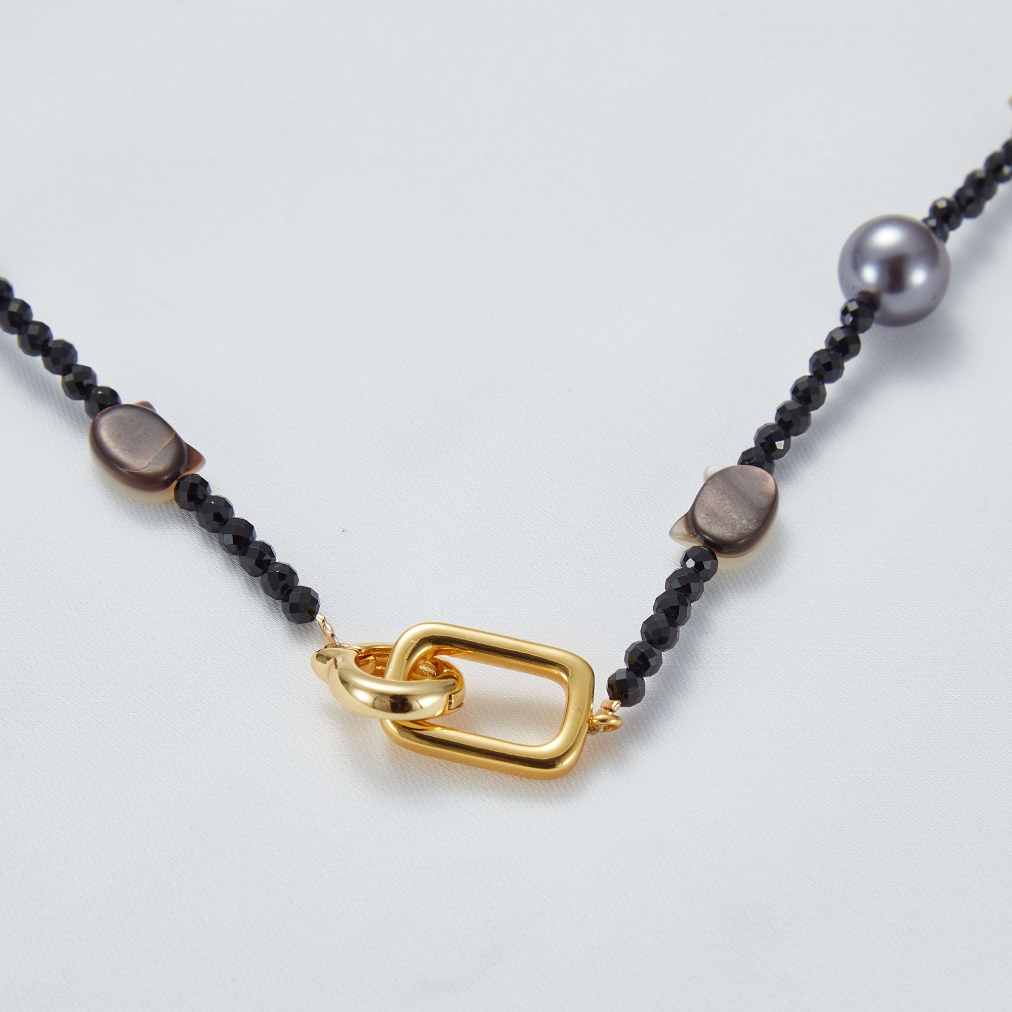 New Arrival Trendy Cute Necklace 18K Gold Plated Cat-shape Natural shells High Quality Pearl Necklace