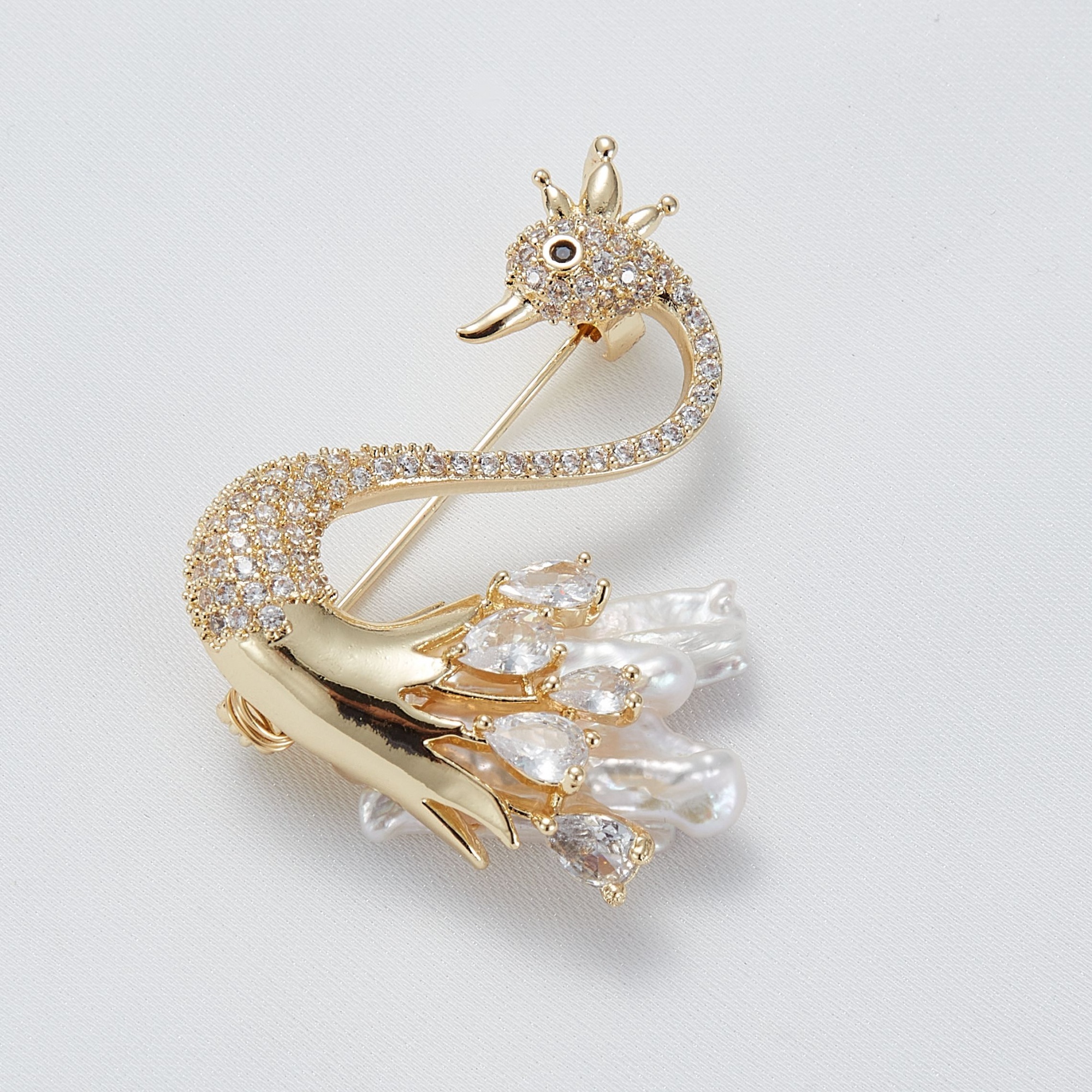 Hot selling Swan brooch Natural Baroque Freshwater Pearl brooch Love brooch