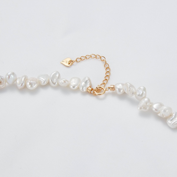 European and American Style Irregular Natural Freshwater Pearl Necklace Popular party engagement Gift Collar 