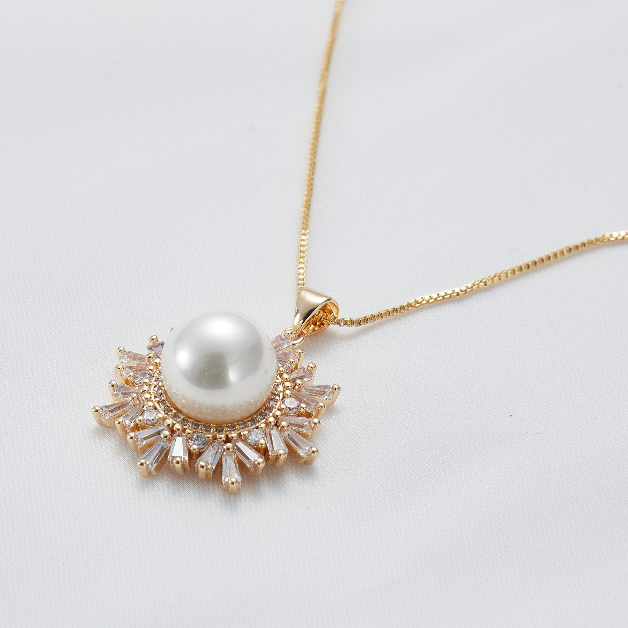  Gold Plated Stainless Steel Zircon Flower Jewelry Set Natural Freshwater Pearl Necklace Earrings Jewelry Set