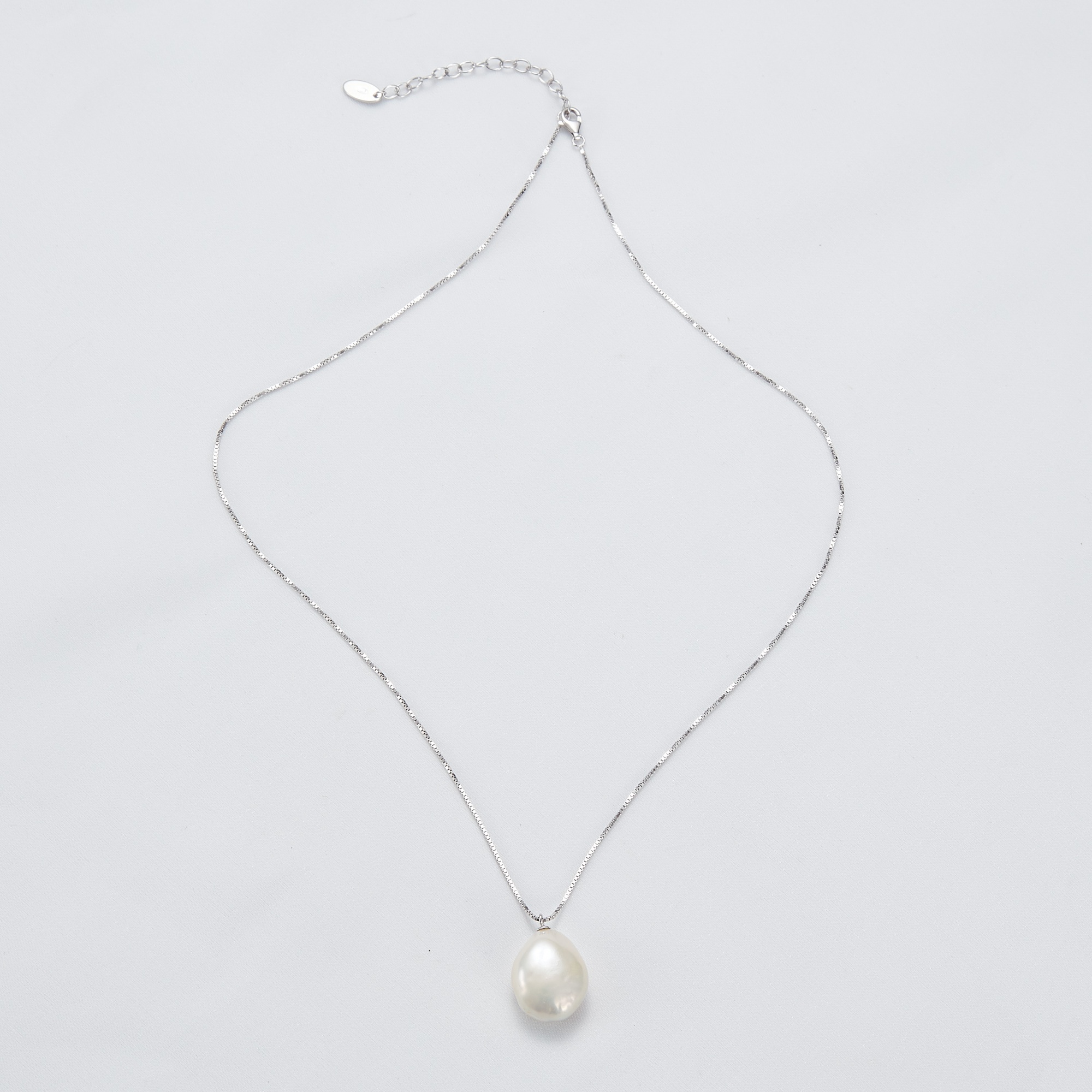 Natural Baroque Freshwater Cultured Pearl Pendant Choker Necklace For Women Gift