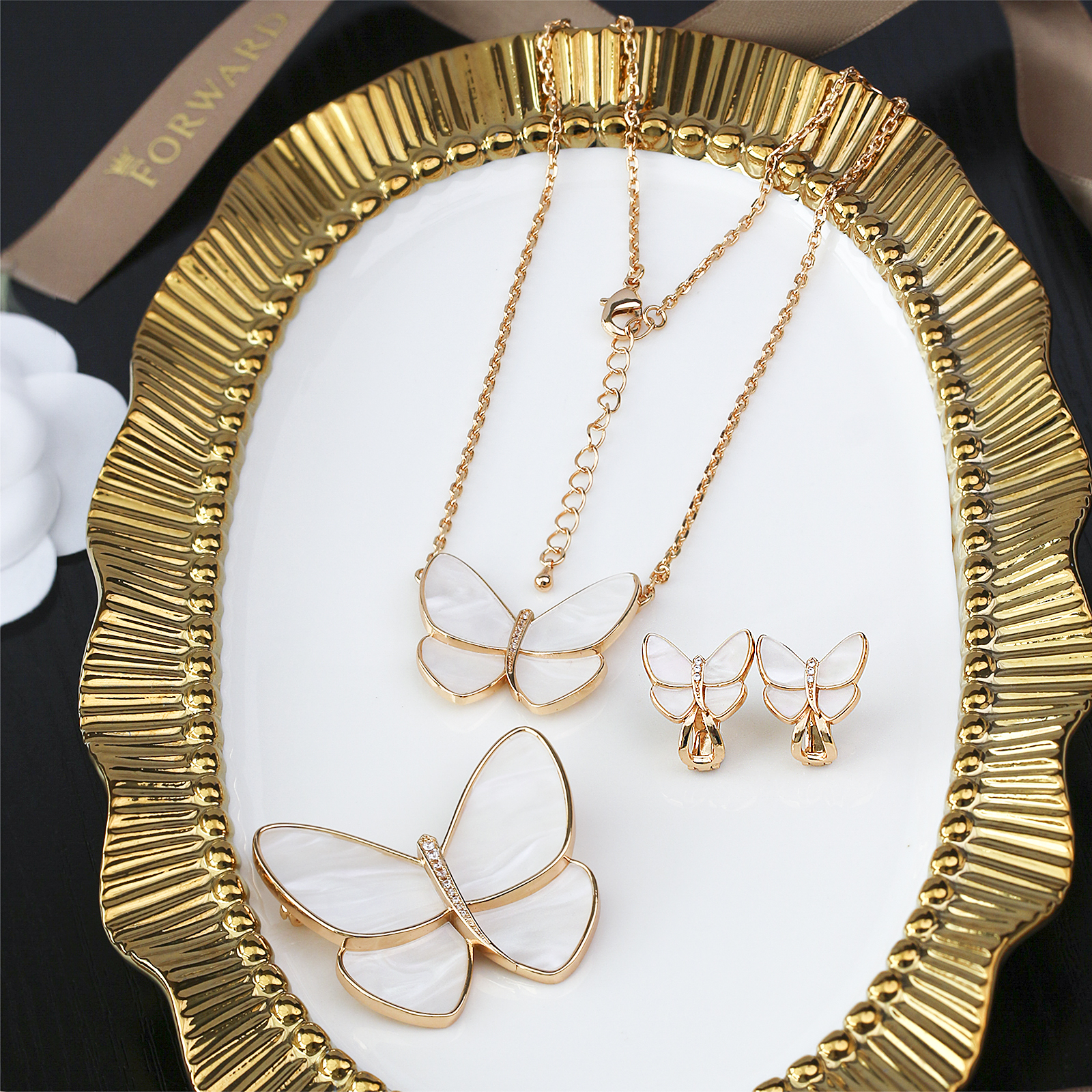 Vintage Sterling Silver Plated 18k Gold Natural White pearl Butterfly Necklace Earrings Jewelry Set Women's Day Gift