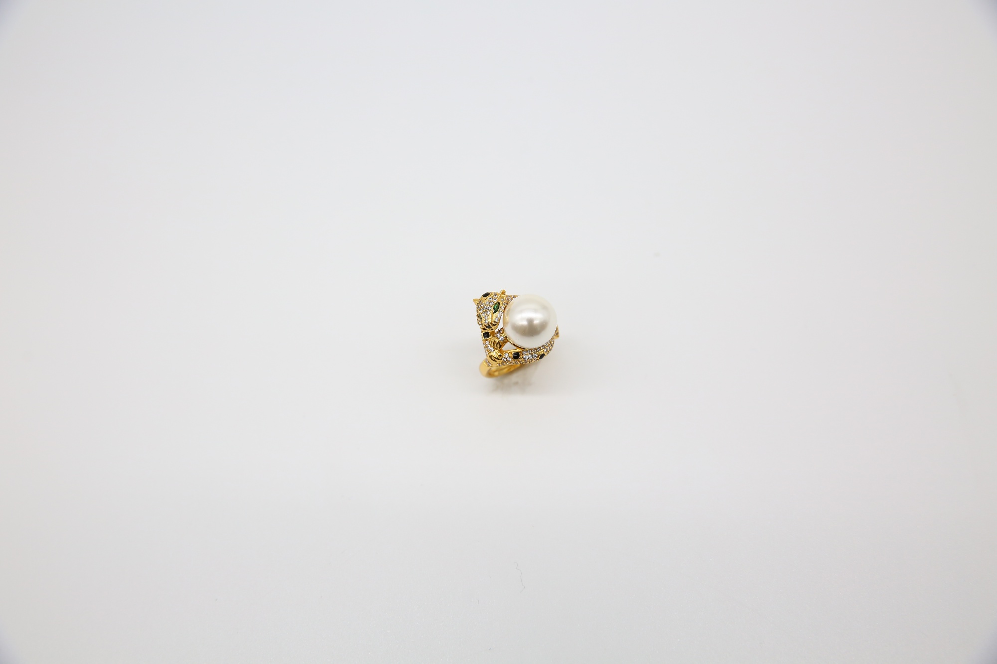 Luxury Filled Zircon Leopard Rings Big Black White Freshwater Pearl Adjustable Ring Personality Women Party Fine Jewelry