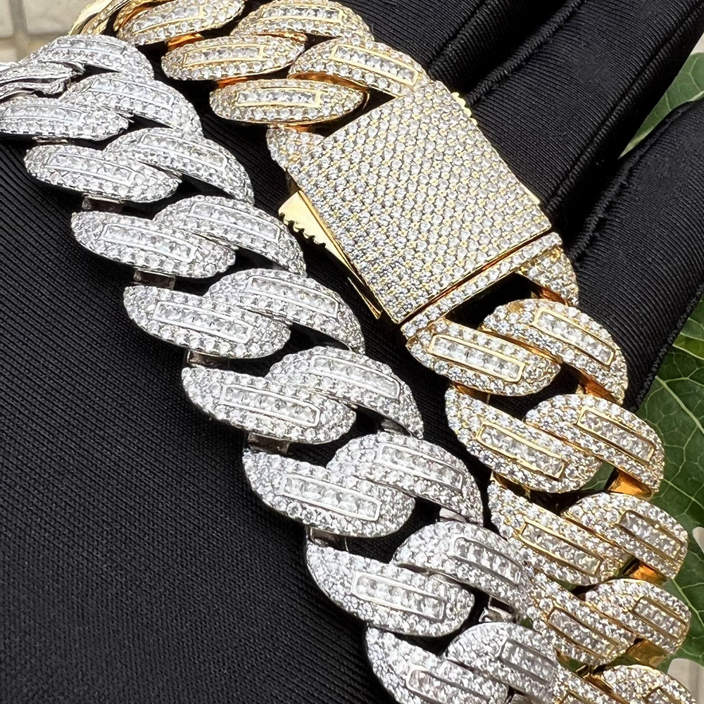 Hip Hop 18mm Silver 18K Gold Plated Iced Out Cuban Link Chain Necklace Iced Out 3A Cz Baguette Diamond Cuban Link Chain