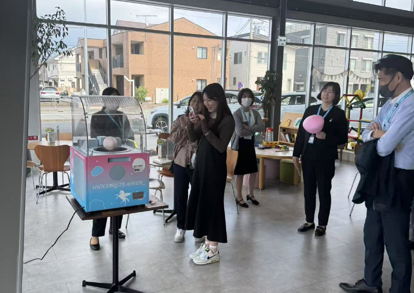 More than just selling! SevenCloud Technology's cotton candy machine has become a brand marketing tool, triggering a new way to boost activity traffic