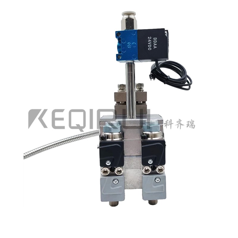 8504843-Wired hot melt glue gun