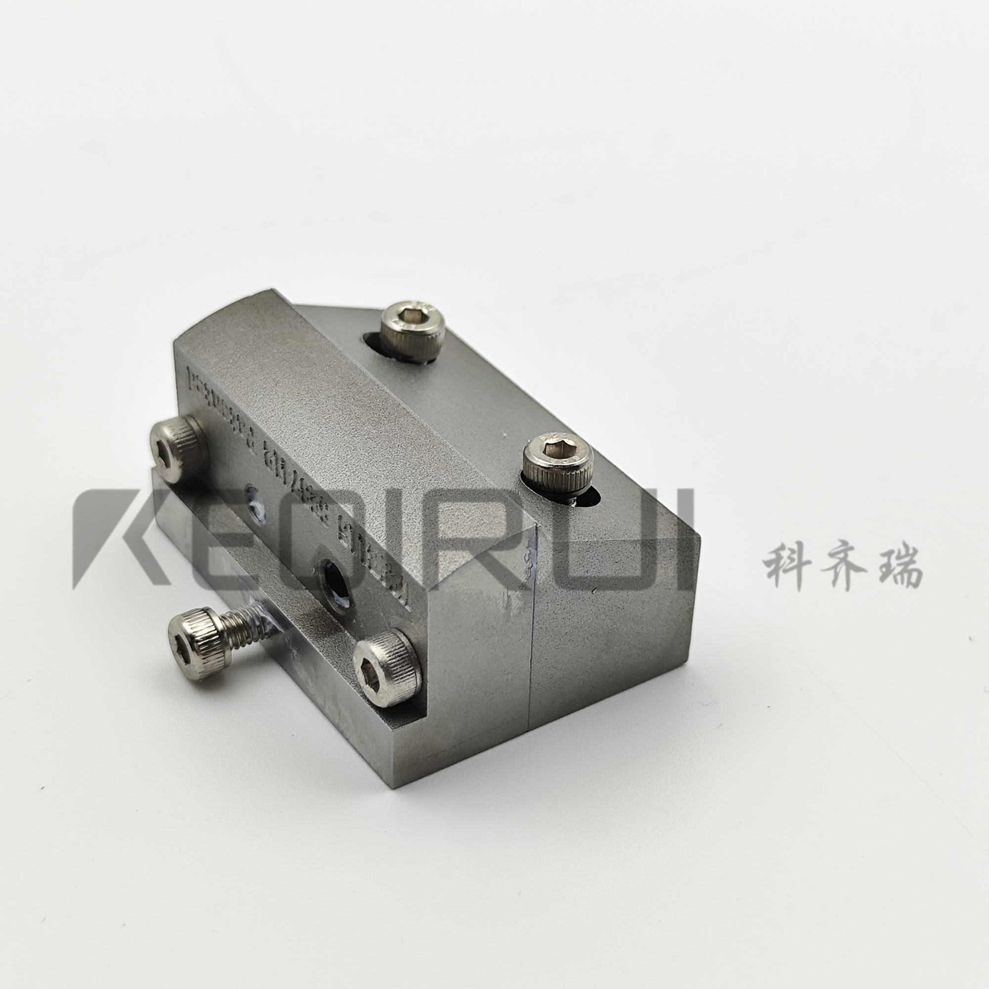 Hot melt adhesive nozzle scraper