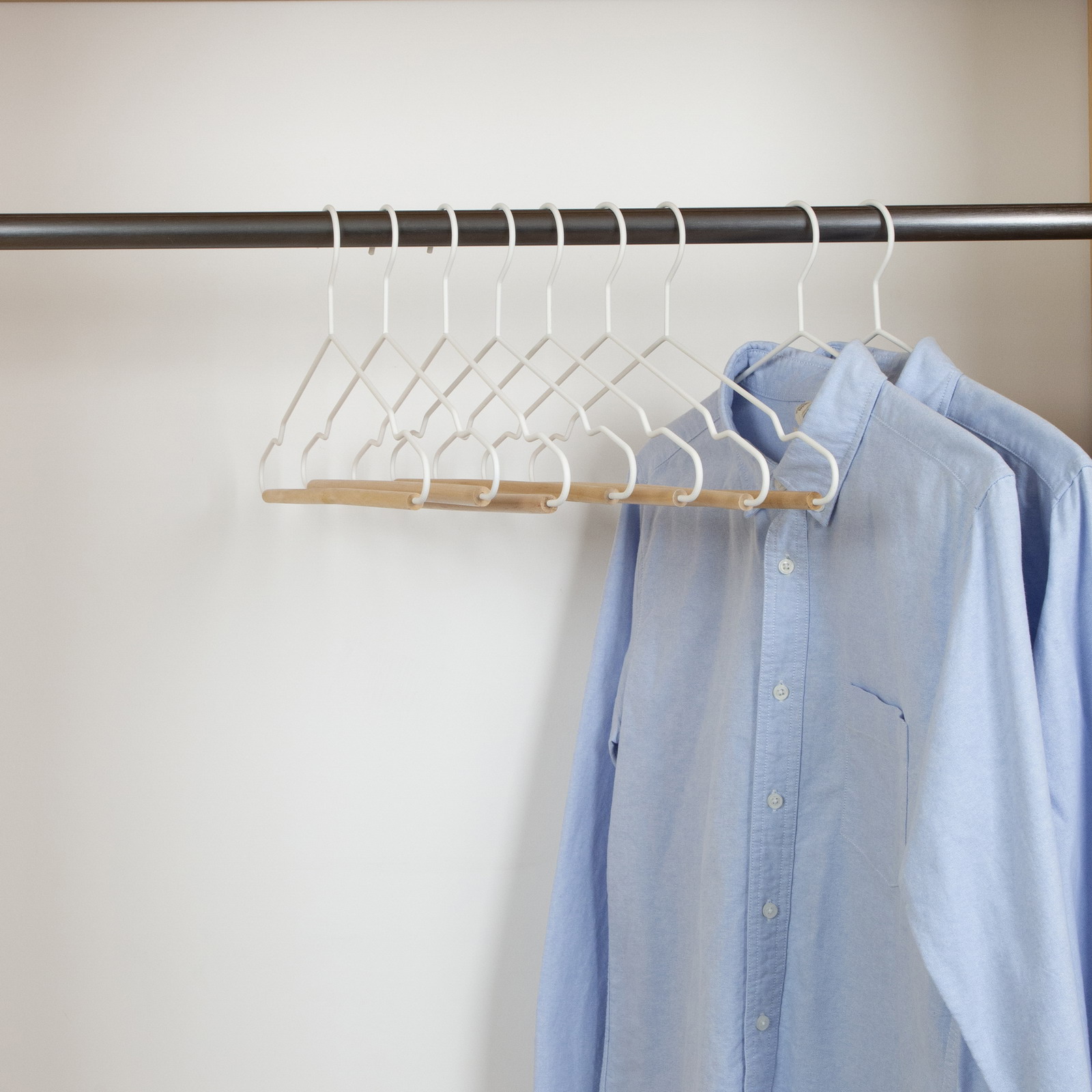 Wide Shoulder Frosted Wire+Wood Hanger