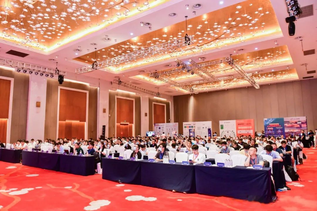 中台成就智慧品牌！百胜软件出席2022全国智慧商业数字化运营高峰论坛