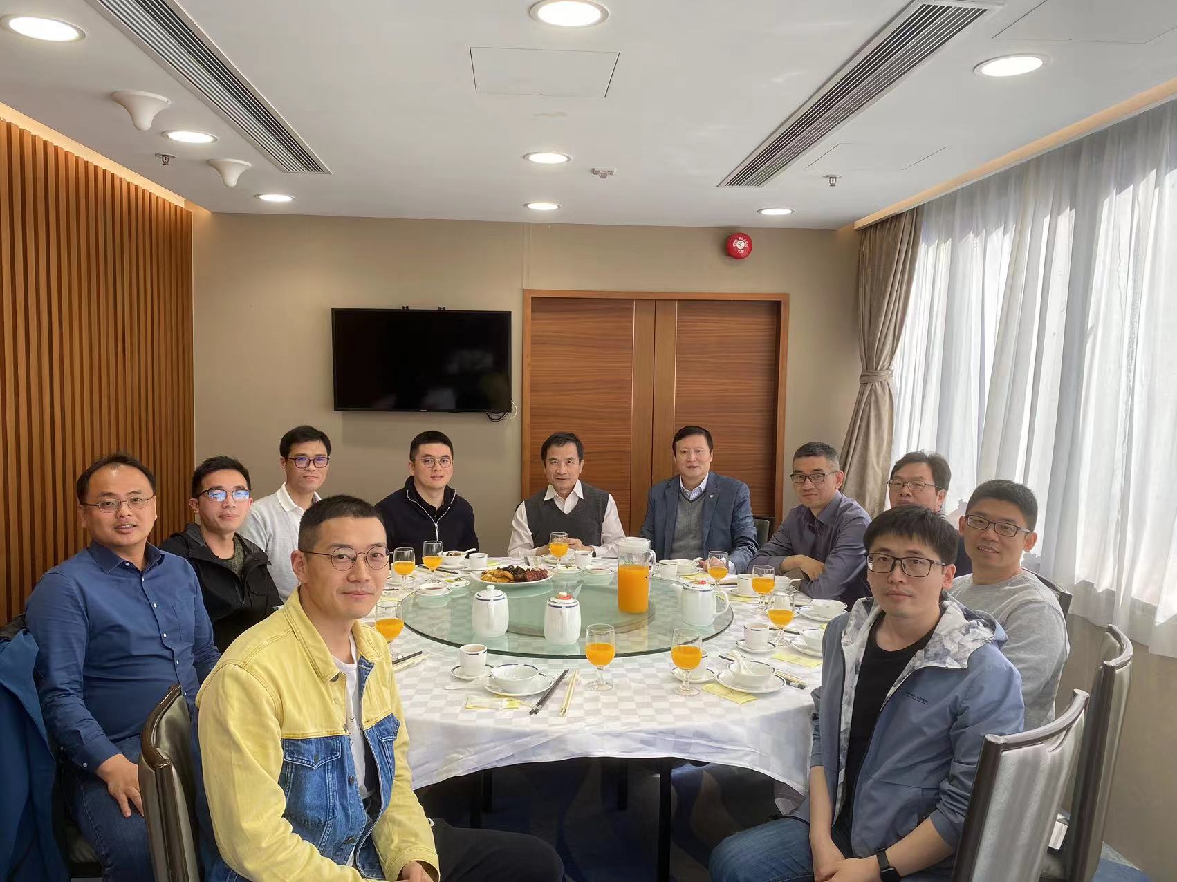 A meeting between members of the TRS Project and Prof. Johnny C L Chan of CityU: A discussion about the typhoon meteorology