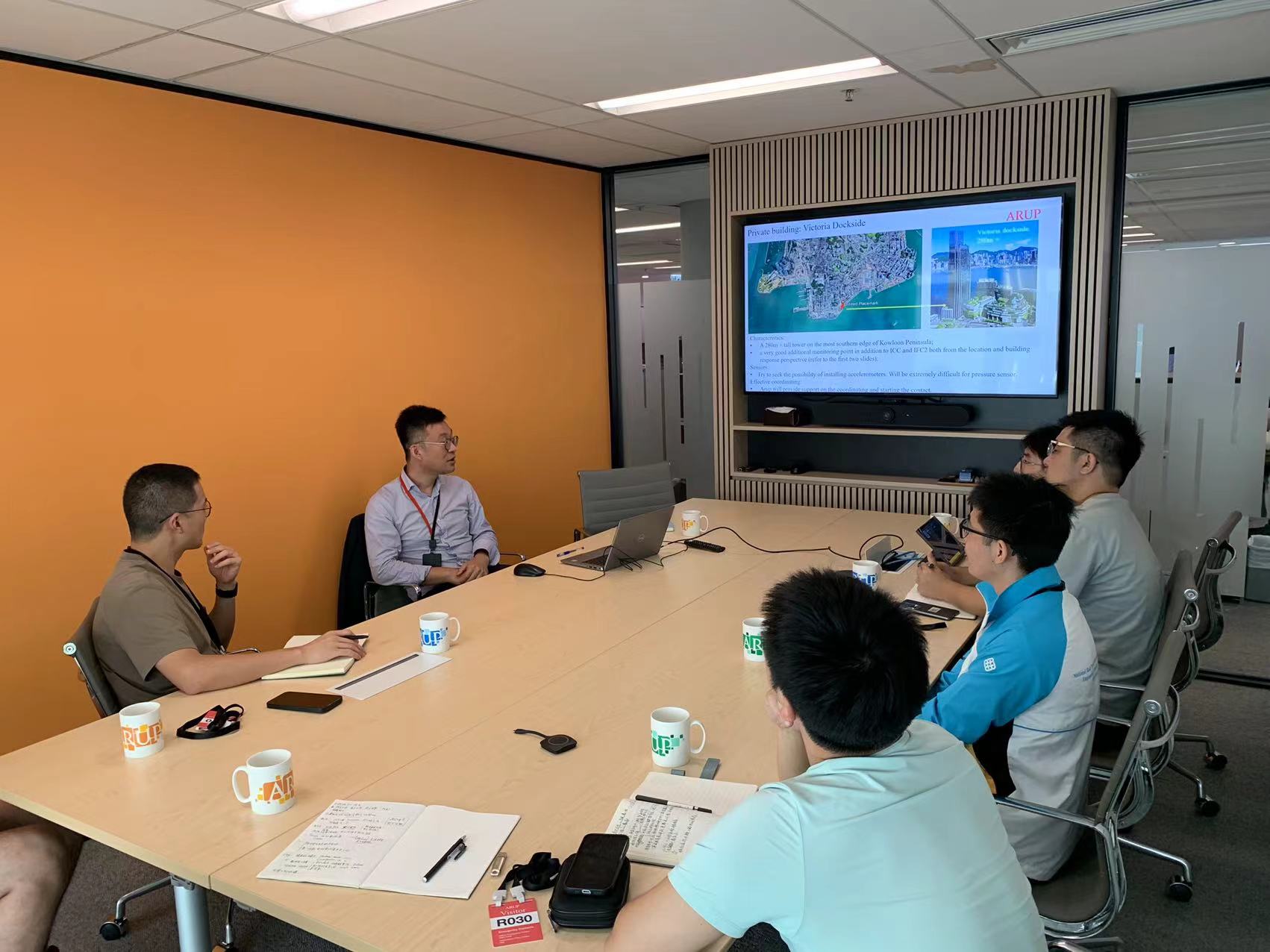 A meeting between TRS project members and ARUP Dr. Xiao-Ye Yu