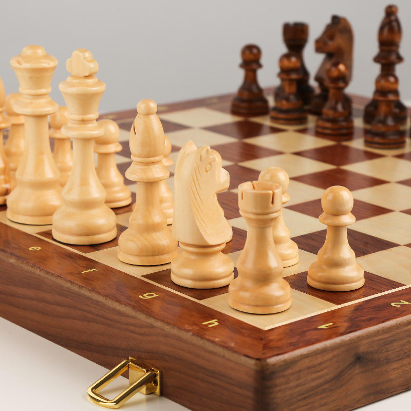 WANHUA flying unique handmanmdecorative folding magnetic wooden chess set custom luxury international wooden chess pieces