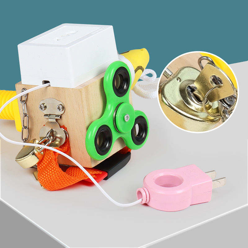 WANHUA wooden montessori educational toys wood busy board early multifunction busy board for baby