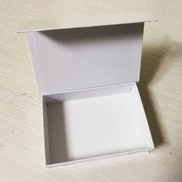 Wholesale Custom Logo Huge Magnetic Shoe Box Packaging Box for Retailers