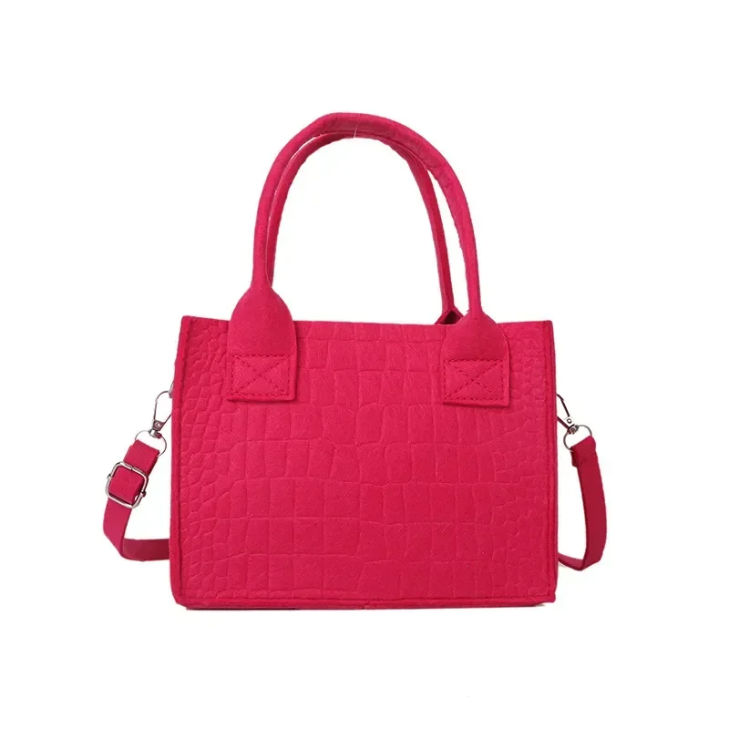 Women Small Square Bag 2023 New Simple and Versatile Casual Handbag Fashion Popular Felt Oneshoulder Messenger Bag