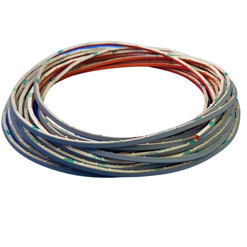 Silicone conductive strip