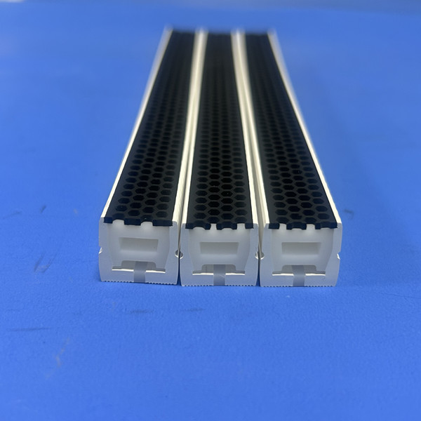 Grid silicone duffuser for LED strip
