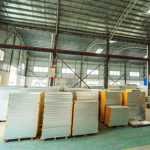Insulation sandwich panel