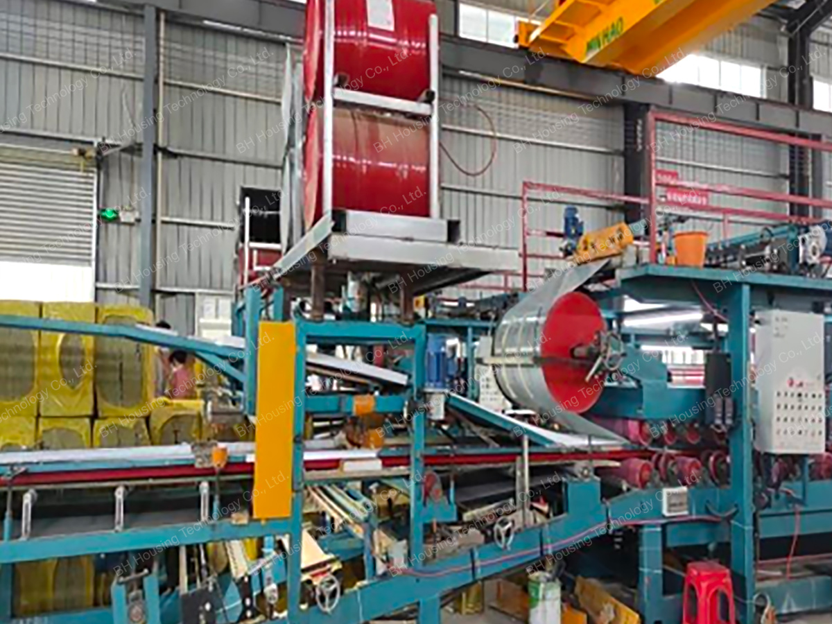 Insulation material feeding & gluing