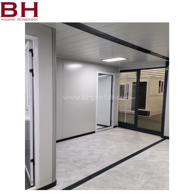 Luxury expandable container house customized modular tiny home