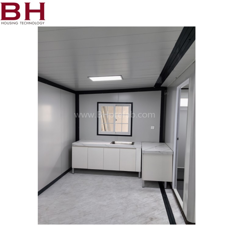 Luxury expandable container house customized modular tiny home