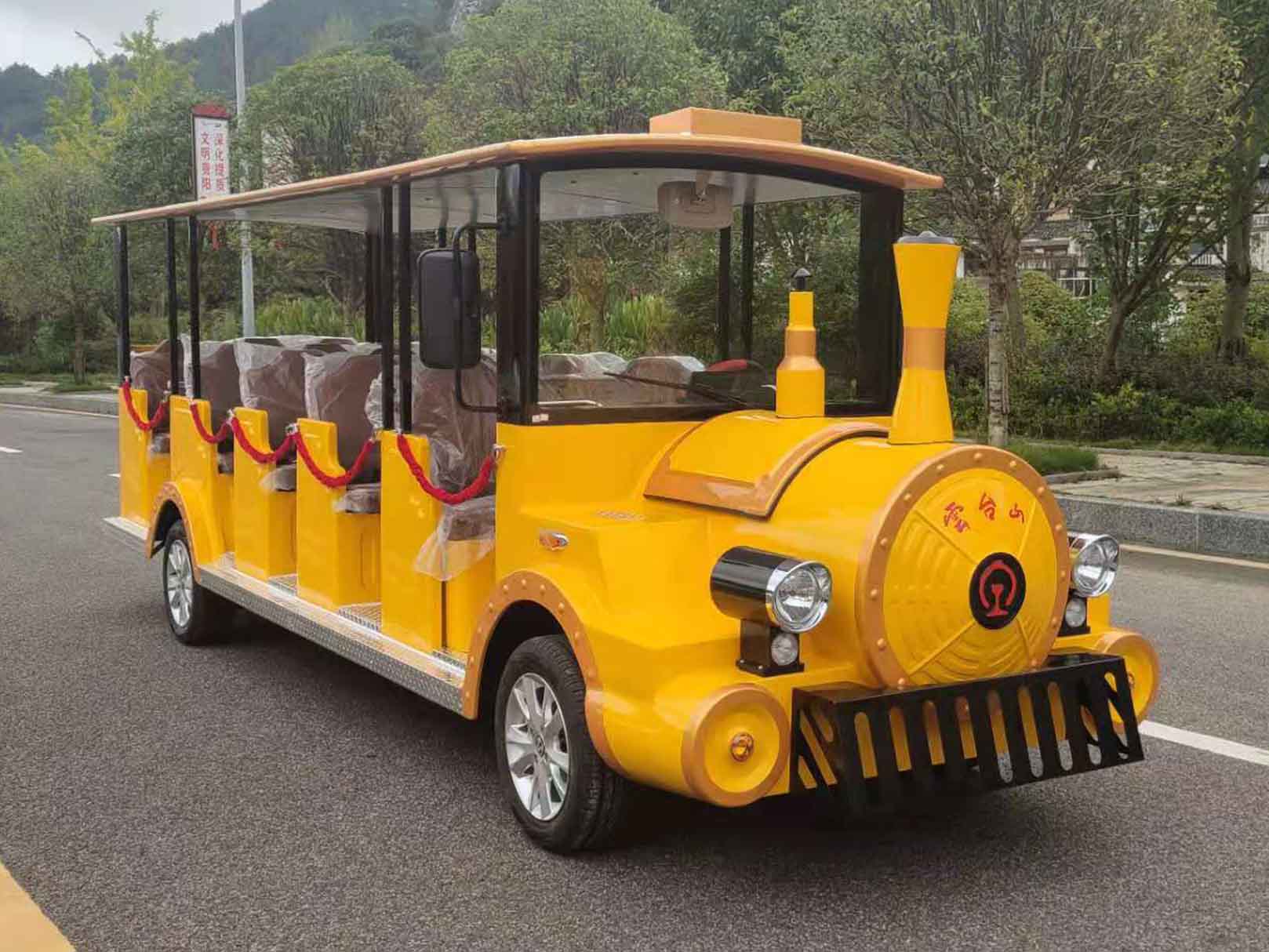 燃油观光小火车