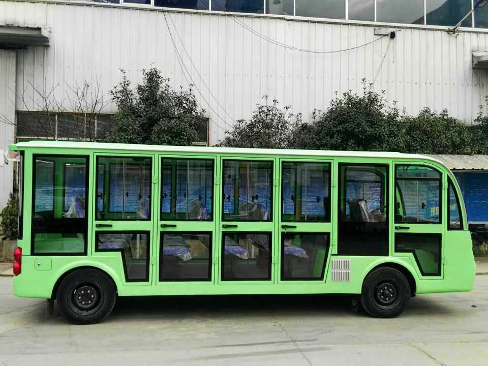 18座燃油观光车