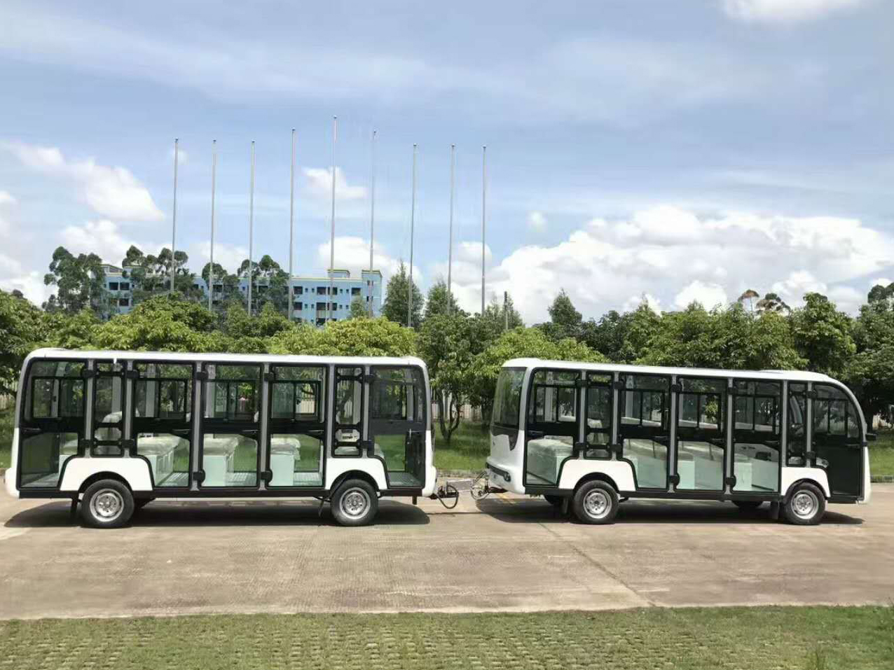 一拖一（封闭式观光车）