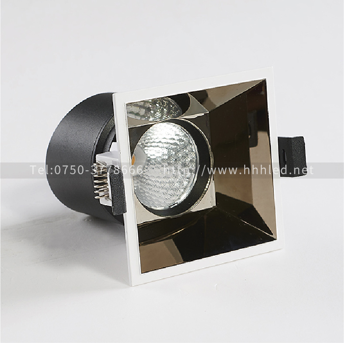 R006-75X75-9W反光杯