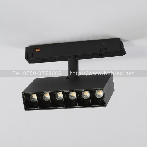 L004 Series 6-Ball Folding Low Voltage Rail Spotlight