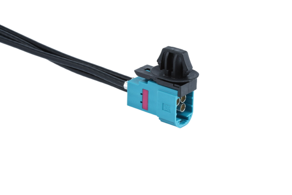 ZYX MINI FAKRA 4PIN 公头线端连接器带飞机扣（A版）-水蓝色 ZYX MINI FAKRA 4PIN Male Connector for Cable (Version A) - Z code
