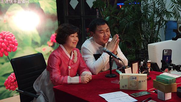 直播“带货”，在线助农，3小时成交额达1...