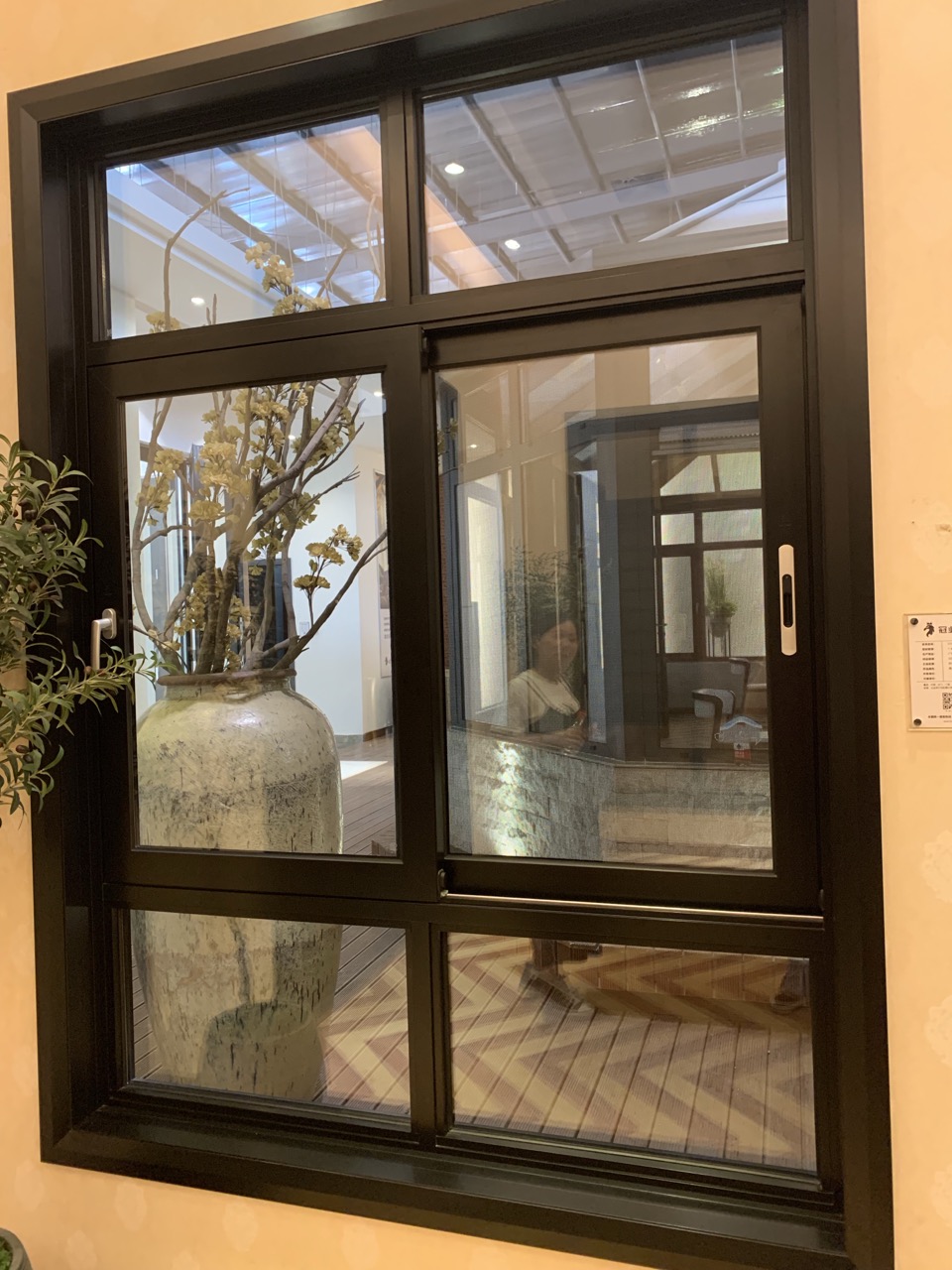Thermal Broken Sliding Window with Flyscreen