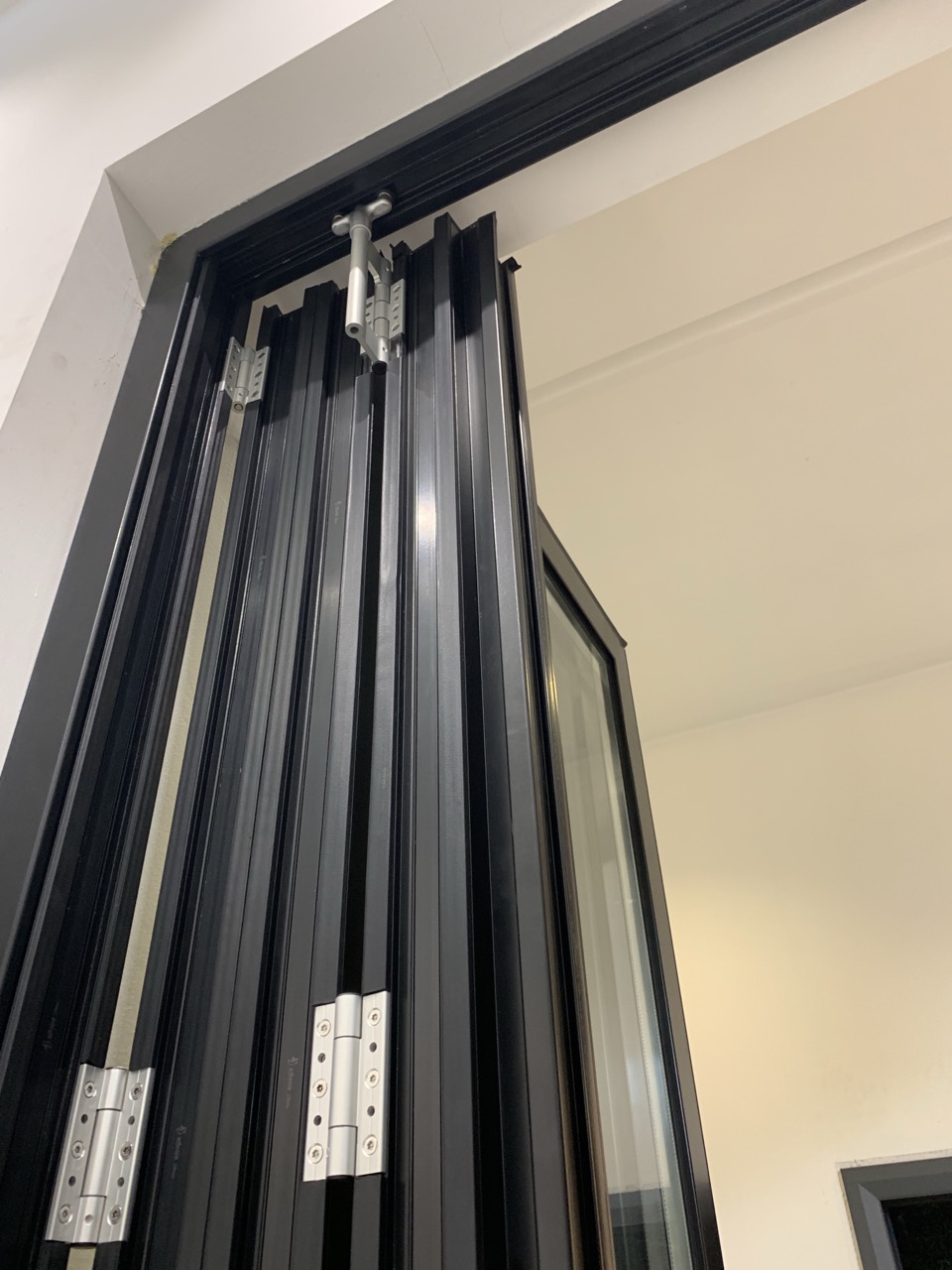 Thermal Broken Corner Bi-Fold Door