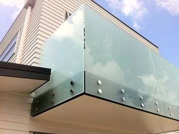 Frameless Glass Balustrades Handrails